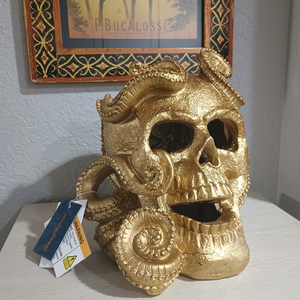 LED Tommy Bahama Summerween Gold Octopus Skull Mermaid Pirate